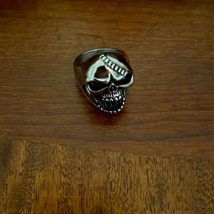 Stainless steel skull ring